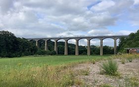 Aqueduct Apartment Near Llangollen